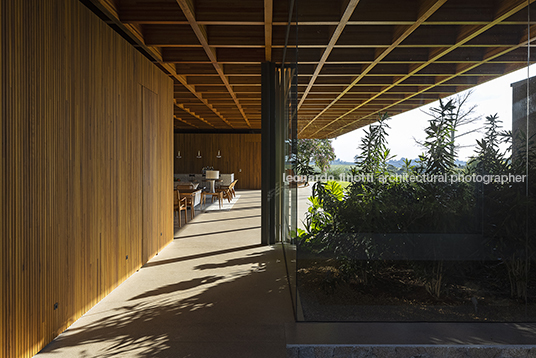 casa rcn - fazenda boa vista jacobsen arquitetura