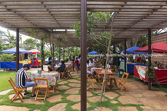 cozinha+loja comunitária mach arquitetos