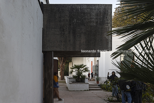 pavilhão brasileiro na bienal de veneza gabriela de matos