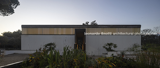 pavilhão brasileiro na bienal de veneza gabriela de matos