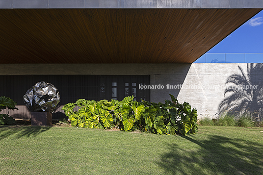 casa refúgio - fazenda boa vista felipe caboclo arquitetura