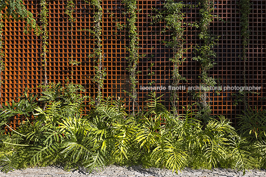 casa gf bernardes arquitetura