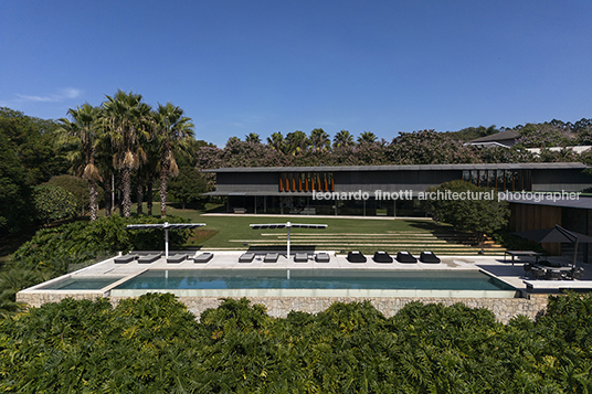 casa cc - fazenda boa vista jacobsen arquitetura