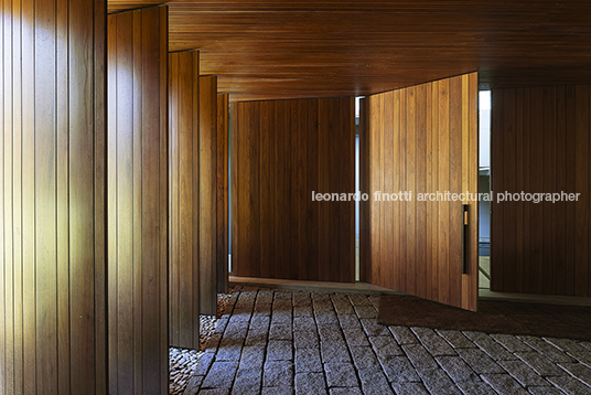 casa cc - fazenda boa vista jacobsen arquitetura