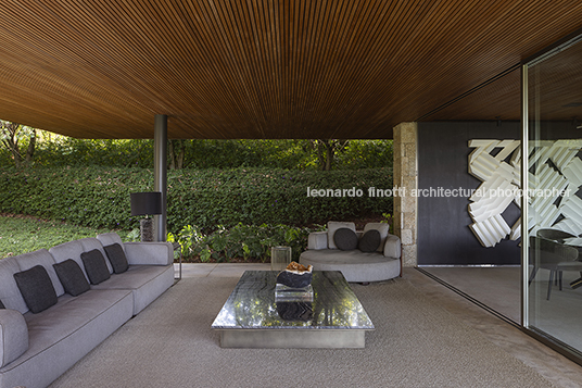 casa cc - fazenda boa vista jacobsen arquitetura