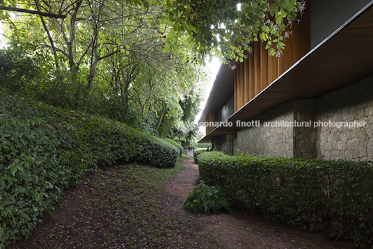 casa cc - fazenda boa vista jacobsen arquitetura