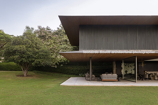 casa cc - fazenda boa vista jacobsen arquitetura