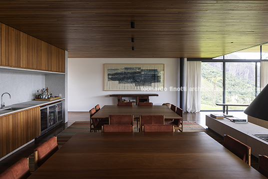 casa rbr bernardes arquitetura