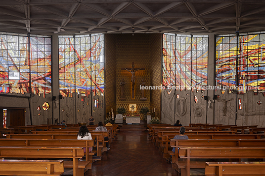 parroquia de la sangre de cristo salvador de alba martín