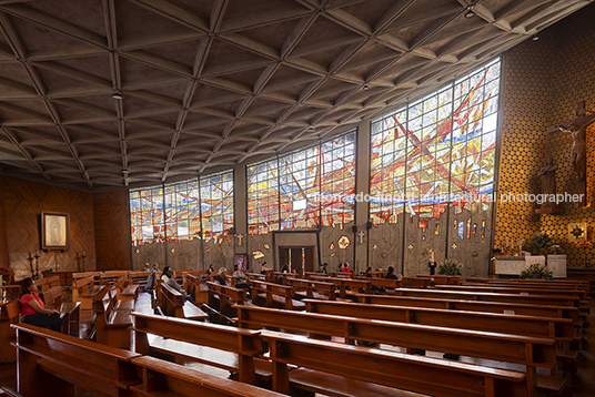 parroquia de la sangre de cristo salvador de alba martín