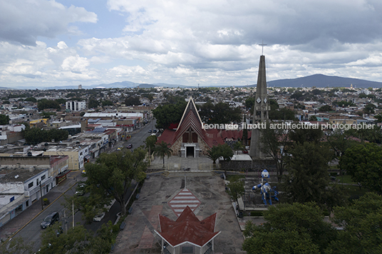 iglesia de nuestra señora del rosario max henonin hijar