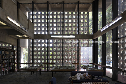 biblioteca central - universidad autónoma chapingo augusto álvarez