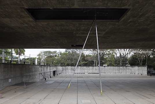 fluxos at mube laura vinci