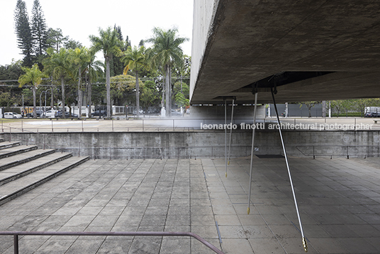 fluxos at mube laura vinci