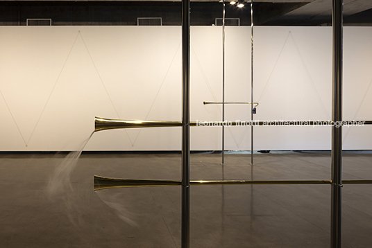 fluxos at mube laura vinci