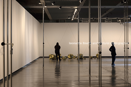 fluxos at mube laura vinci