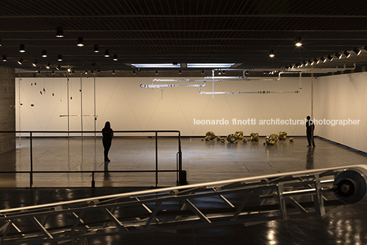 fluxos at mube laura vinci