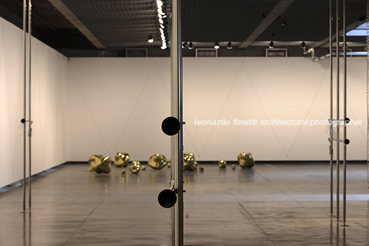 fluxos at mube laura vinci