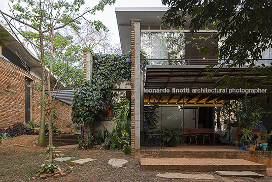 vila iapó arquitetos associados