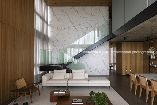 apartamento l&e jobim carlevaro arquitetos