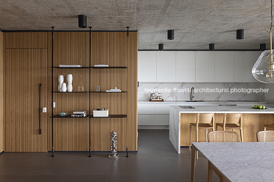 apartamento l&e jobim carlevaro arquitetos