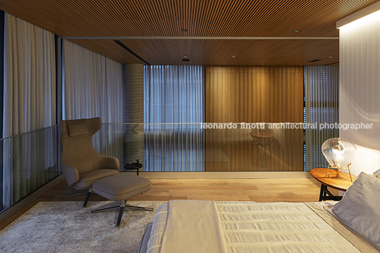 apartamento l&e jobim carlevaro arquitetos