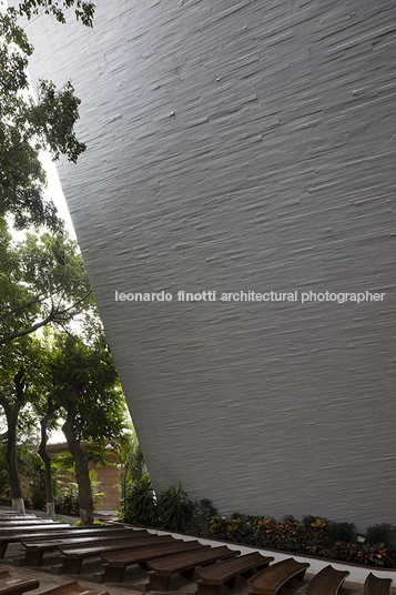 capilla palmira félix candela