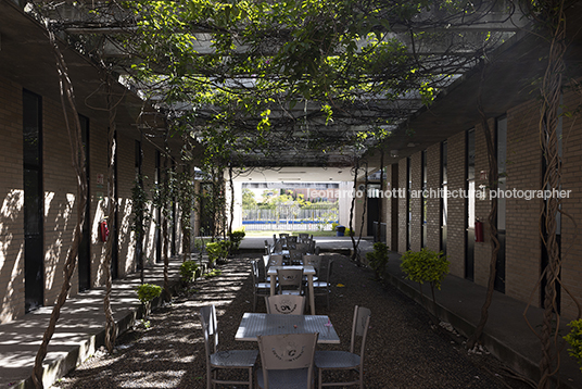 escuela nuevo continente miguel montor