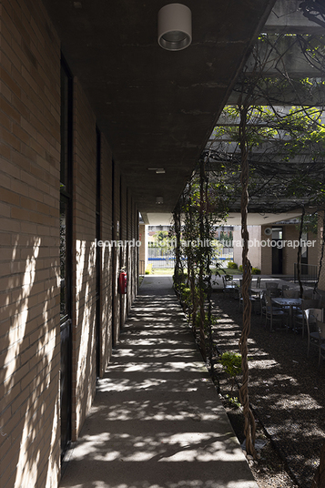 escuela nuevo continente miguel montor