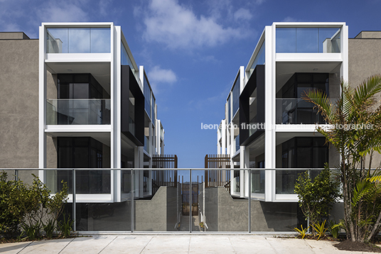 edifício em camboinhas alessandra lima