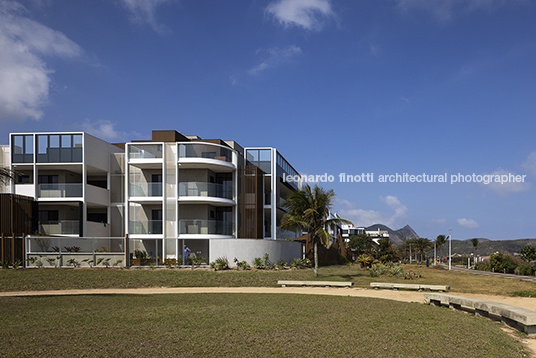 edifício em camboinhas alessandra lima