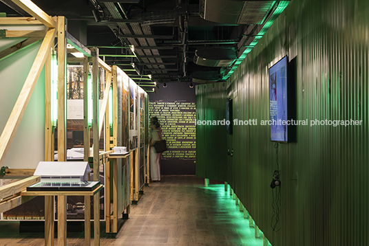 habitar a floresta - centro cultural banco da amazônia fernando serapião